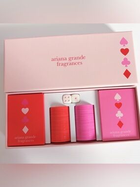 Ariana Grande Poker Set